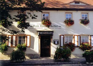 Hotel Altdeutsche Weinstuben Фрейбург Экстерьер фото